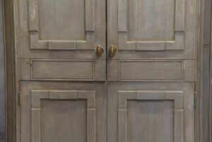 Armoires & Vitrines for Sale - N258233