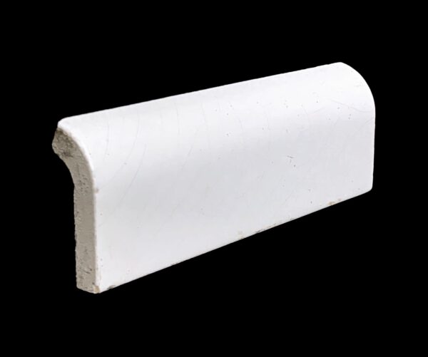 Bull Nose & Cap Tiles - 0.25 in. Thick White Crackled Outside Corner Cap Tile