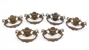 Cabinet & Furniture Pulls - Set of 4.5 in. Antique Brass Lion Head Bail Dresser Drawer Pulls