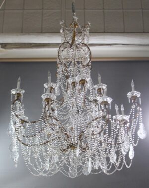 Chandeliers for Sale - Q272602 Chandeliers for Sale - Q272602