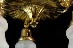 Chandeliers for Sale - Q275159