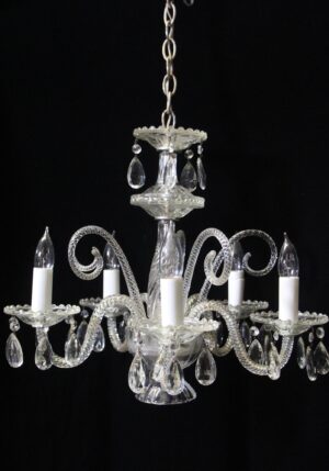 Chandeliers - Q272695