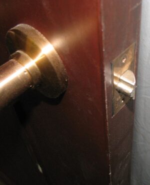 Commercial Doors - L213138