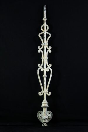 Decorative Metal - Antique Scrolls & Heart Shaped Mount Iron Balustrade