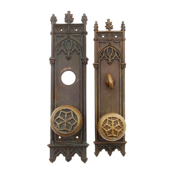 Door Knob Sets - Russwin Toulon Antique Gothic Entry Doorknob Set