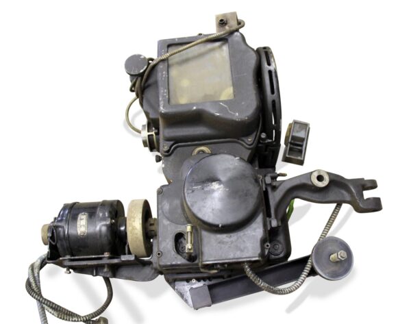 Electronics - Vintage RCA Mi-9010 Movie Projector