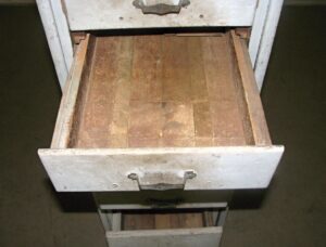 Flea Market for Sale - L211808