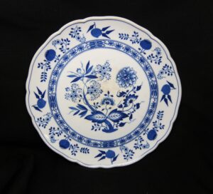 Kitchen - Hutschen Reuther Blue Onion 11 in. Dinner Plate