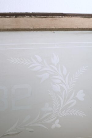 Reclaimed Windows - Q278116