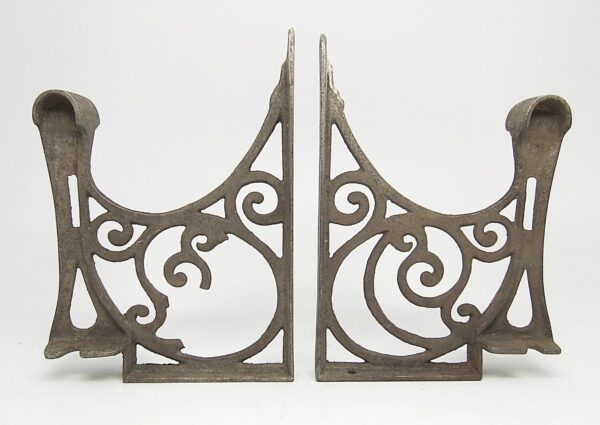 Shelf & Sign Brackets - Pair of Ornate Brackets
