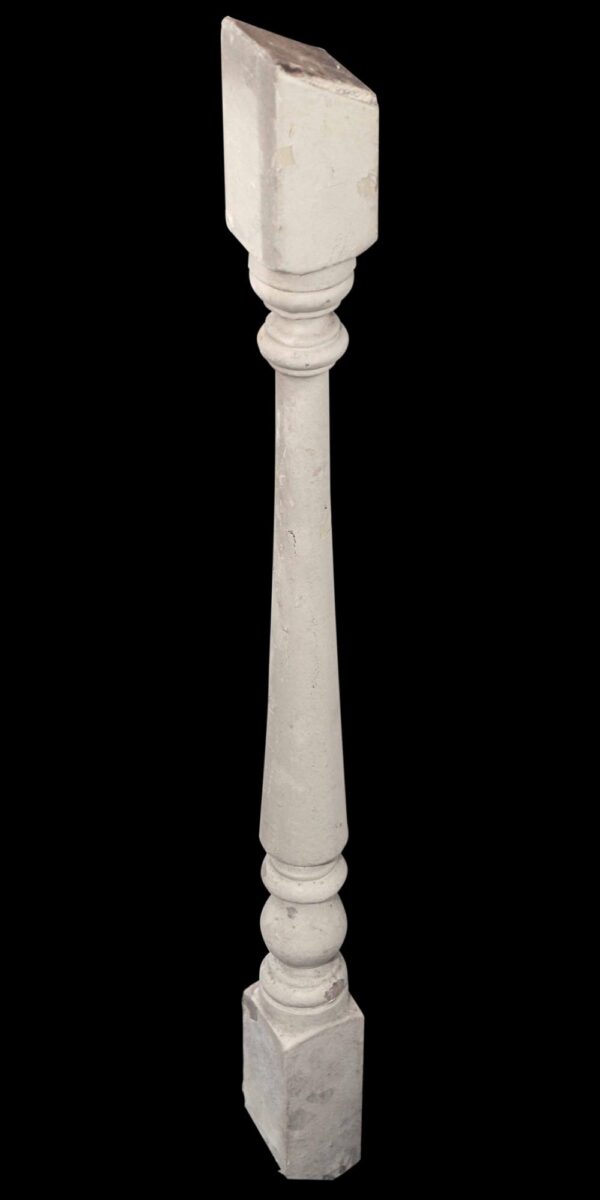 Staircase Elements - Antique Traditional 25.5 in. White Wood Staircase Spindle