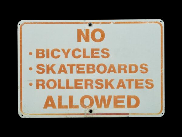 Vintage Signs - No Bicycles