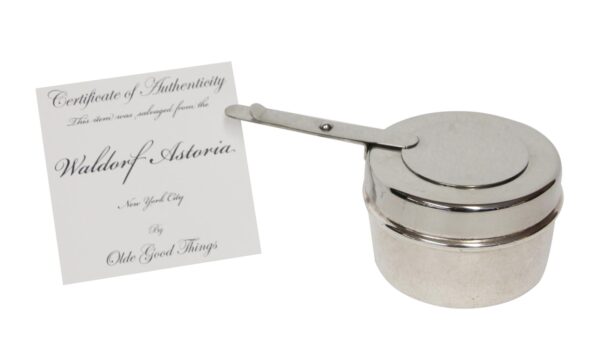 Waldorf Astoria - Waldorf Astoria Brass Fuel Holder with Flapper