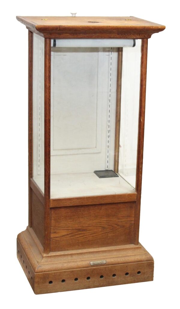 Commercial Furniture - Narrow Stafford Showcase