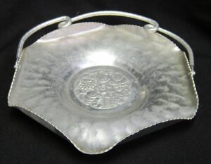 Kitchen - Cromwell Hand Wrought Aluminum Dish with Handle