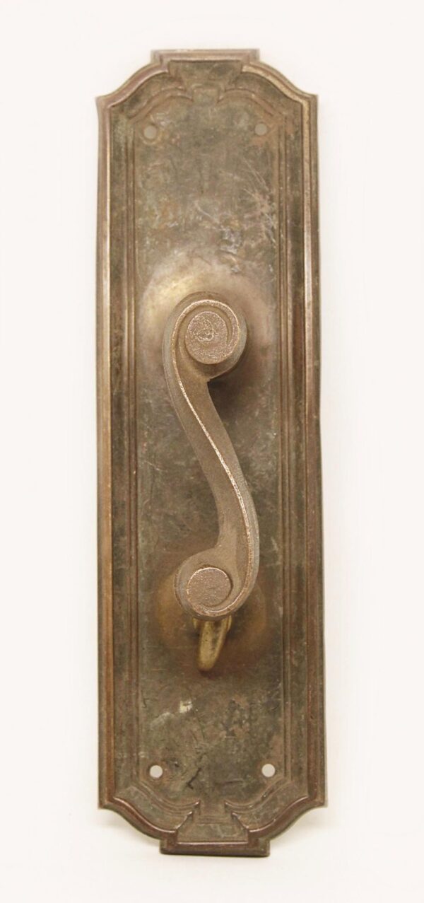 Levers - Yale Plate with Serpentine Handle