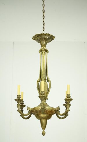 Chandeliers - Q284779