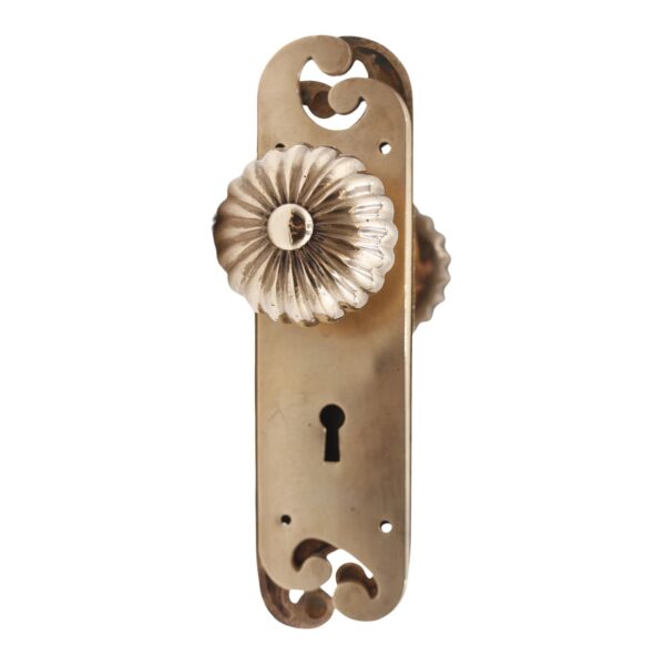 Door Knob Sets - Vintage Fluted Knob Swirl Brass Passage Door Knob Set
