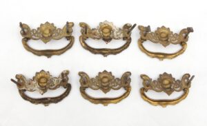 Cabinet & Furniture Pulls - Q288423