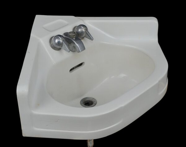 Bathroom - Vintage 23.75 in. Crane Cornate White Corner Wall Sink