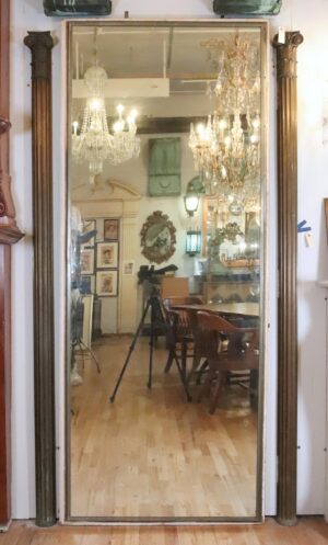 Antique Mirrors - R289234