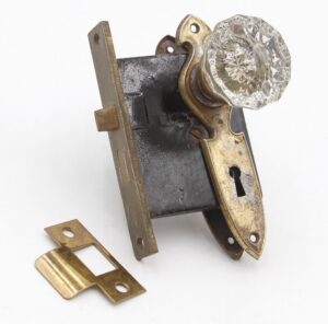 Door Knob Sets - Vintage Traditional Brass Lever & Fluted Glass Passage Door Knob Set