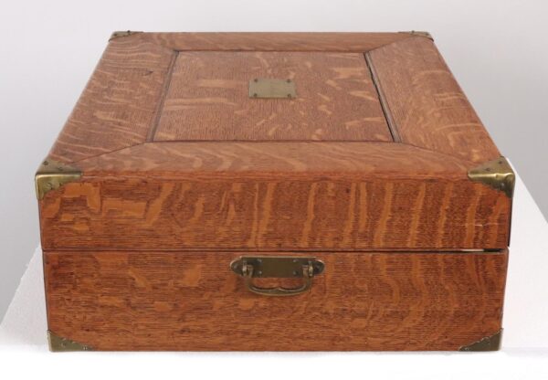 Decorative Furnishings - Antique Quarter Sawn Oak Presentation Chest with Key