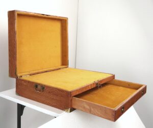 Decorative Furnishings for Sale - R289272