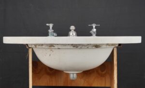 Bathroom for Sale - R289804