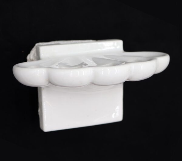 Bathroom - Vintage Shell White Ceramic Toothbrush Holder