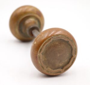 Door Knobs - Pair of Vintage Six Fold Scallop Brass Door Knobs Door Knobs - Pair of Vintage Six Fold Scallop Brass Door Knobs
