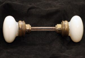 Door Knobs for Sale - L197538