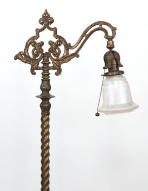 Floor Lamps - R290601