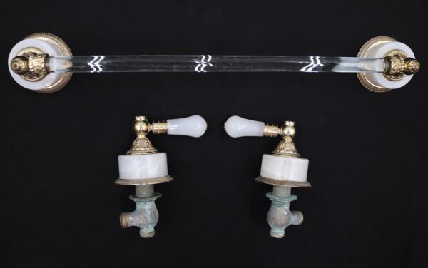 Bathroom - Luxury Bathroom Faucet & Towel Bar Set