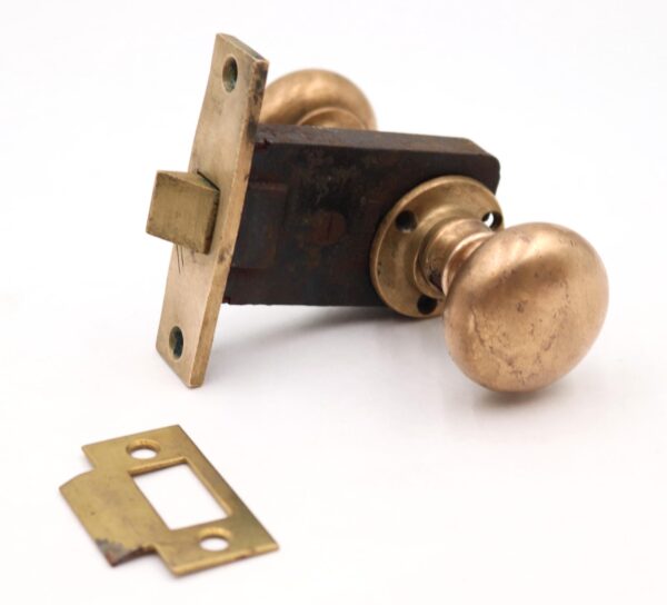 door-knob-sets-vintage-classic-brushed-brass-passage-door-knob-set-r291771