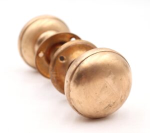 door-knob-sets-vintage-classic-passage-brushed-brass-door-knob-set-r291784