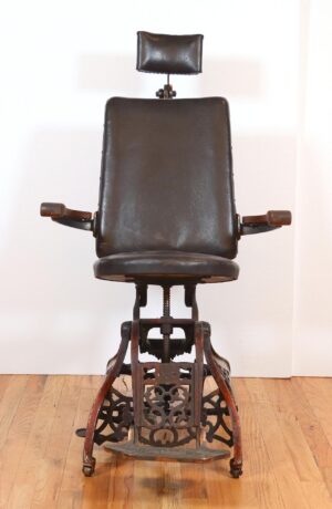 Video of Antique W. D. Allison Co. Examination Chair on Cast Iron Base.